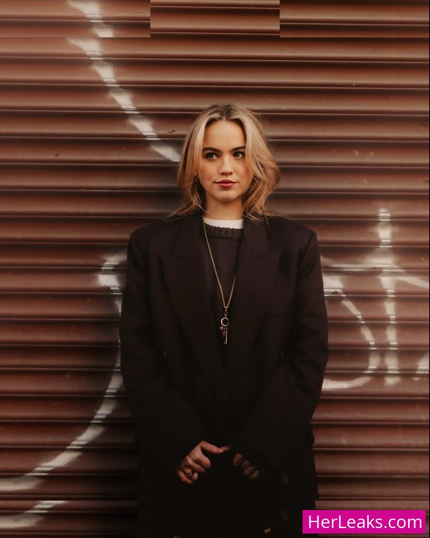 Emma Brooks - Image 169