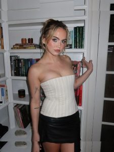 Emma Brooks - Image 129