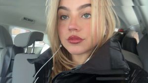 Emma Brooks - Image 100