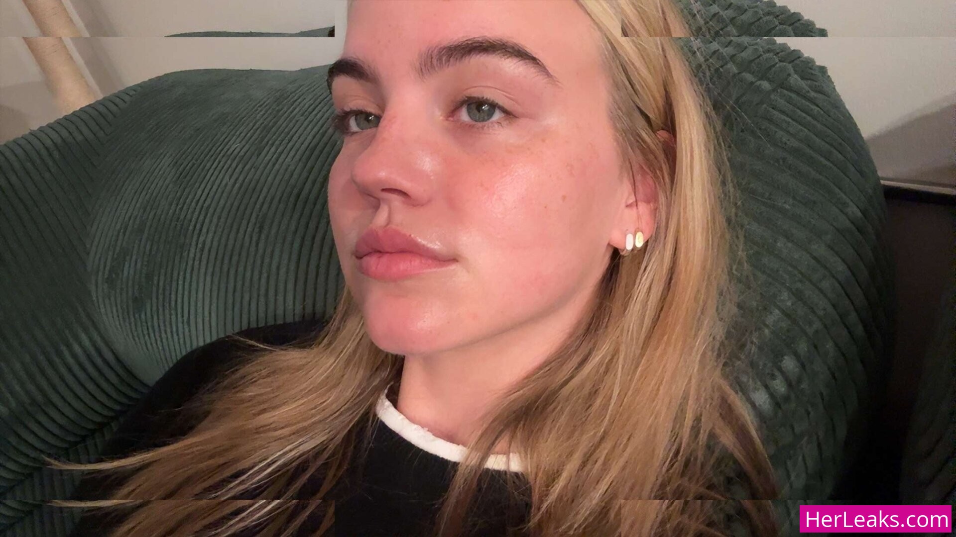 Emma Brooks - Image 81