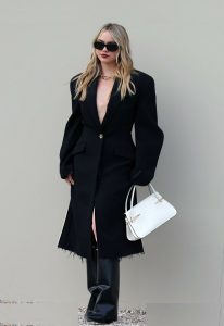 Emma Brooks - Image 62