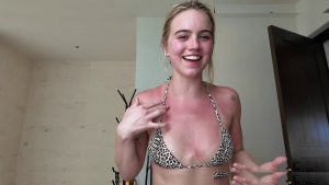 Emma Brooks - Image 29