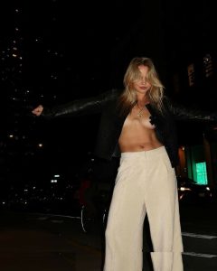 Emma Brooks - Image 16
