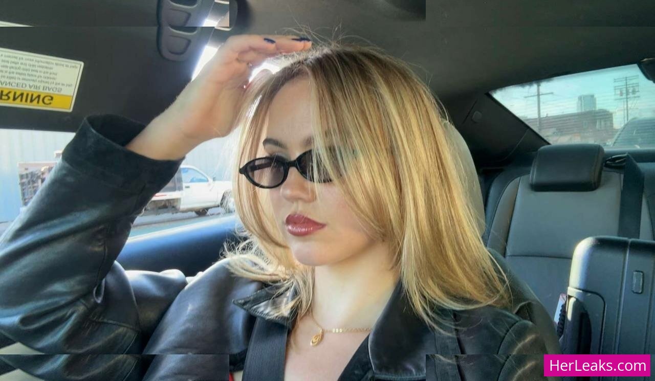 Emma Brooks - Image 12