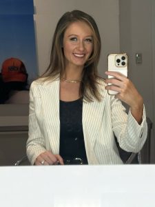 Emma Vigeland - Image 15