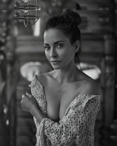 Emmanuelle Vaugier - Image 2