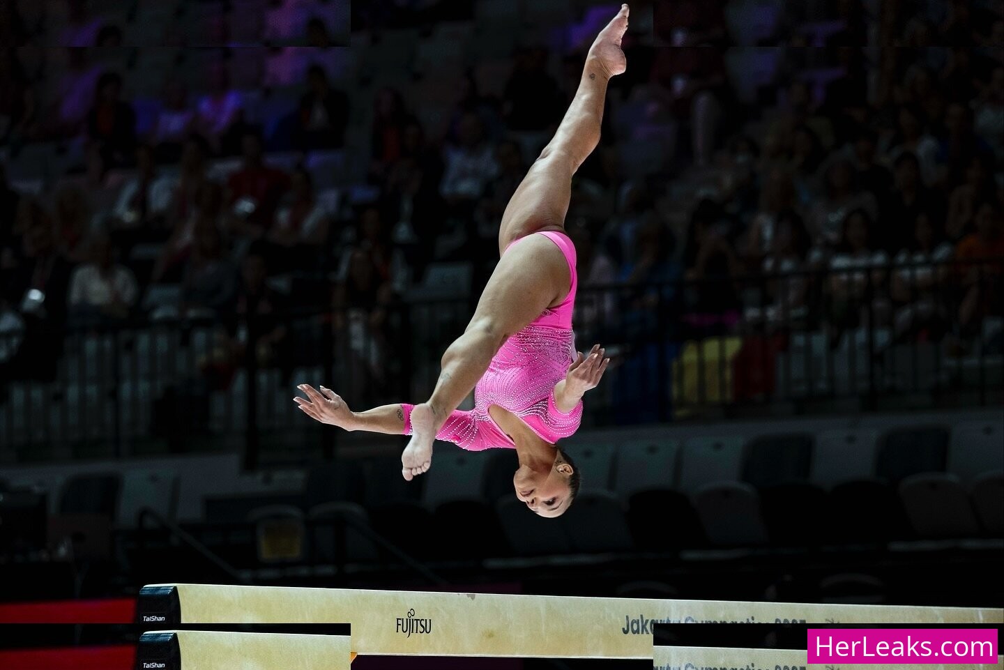 Flávia Saraiva - Image 175