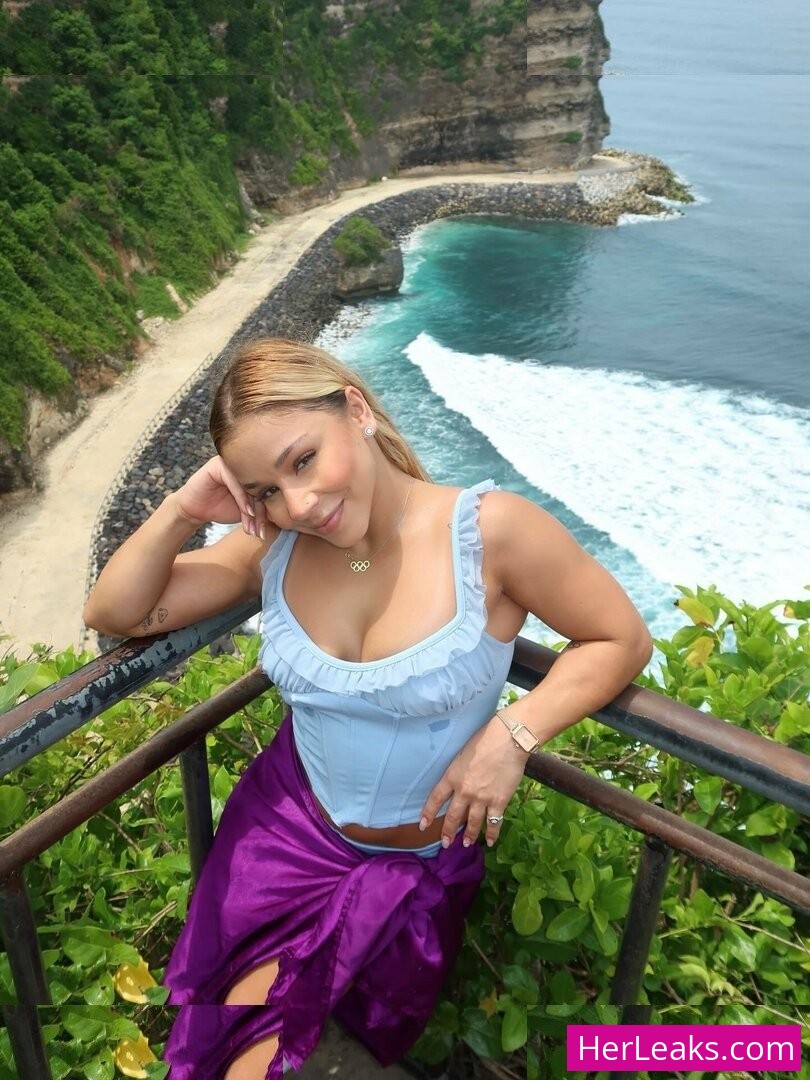 Flávia Saraiva - Image 158