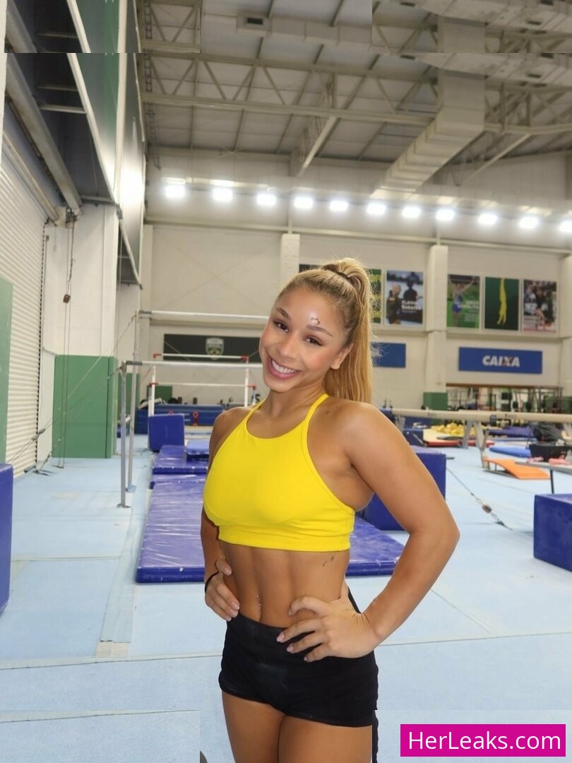 Flávia Saraiva - Image 51