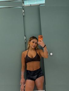 Flávia Saraiva - Image 19