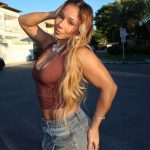 Flávia Saraiva - Image 11