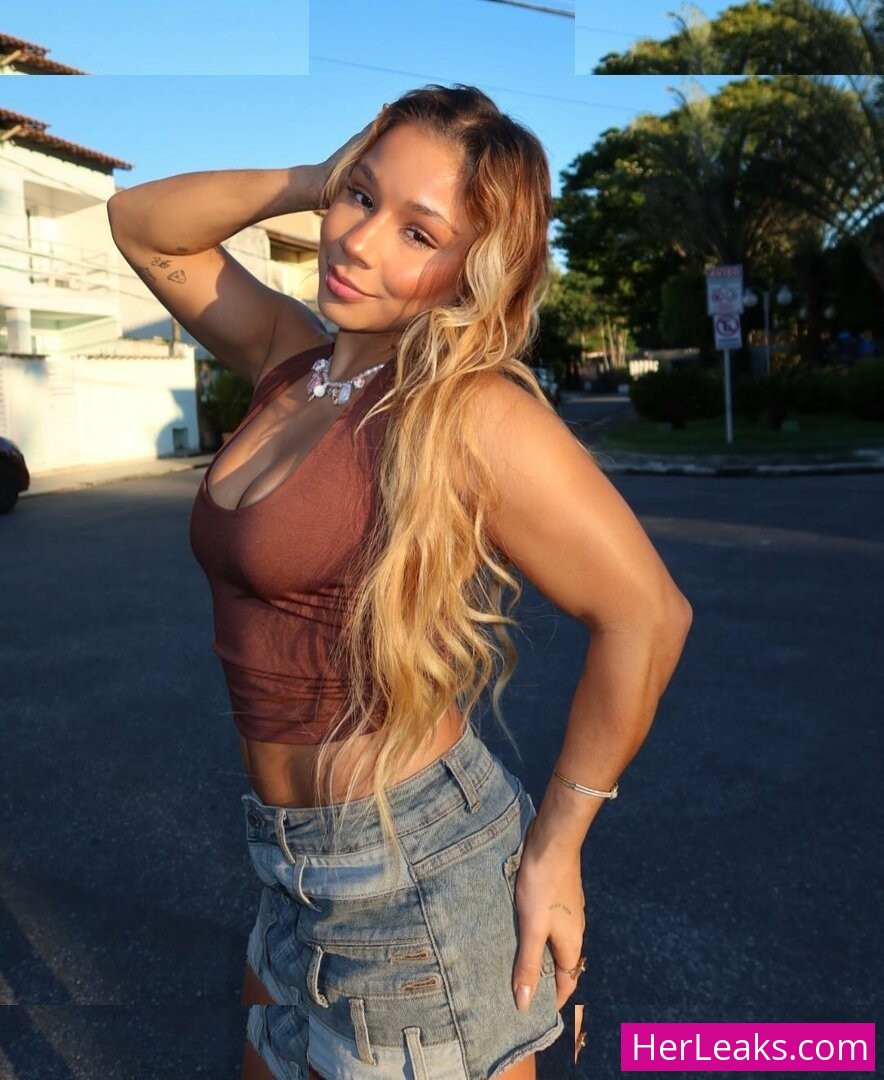 Flávia Saraiva - Image 11