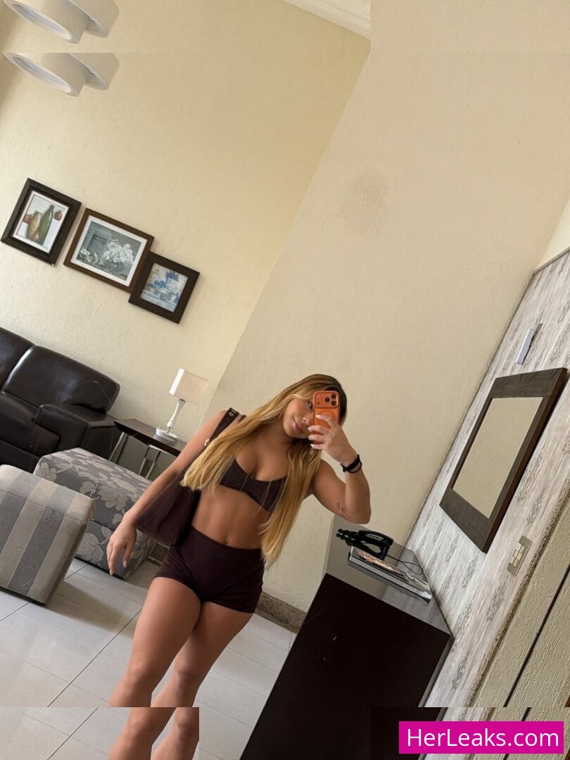 Flávia Saraiva - Image 6