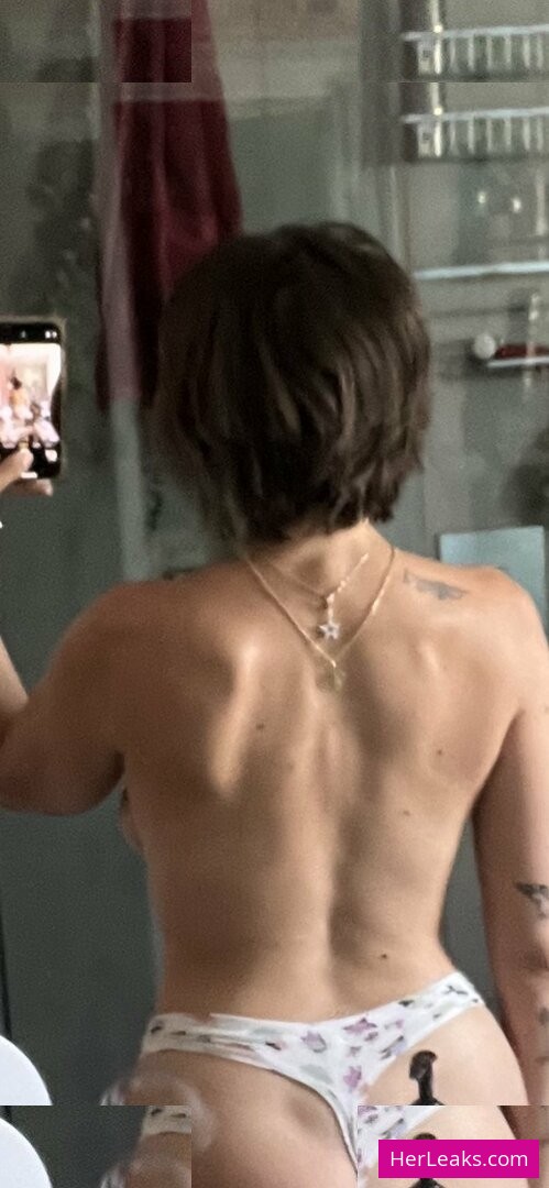 Gabbie Hanna - Image 190