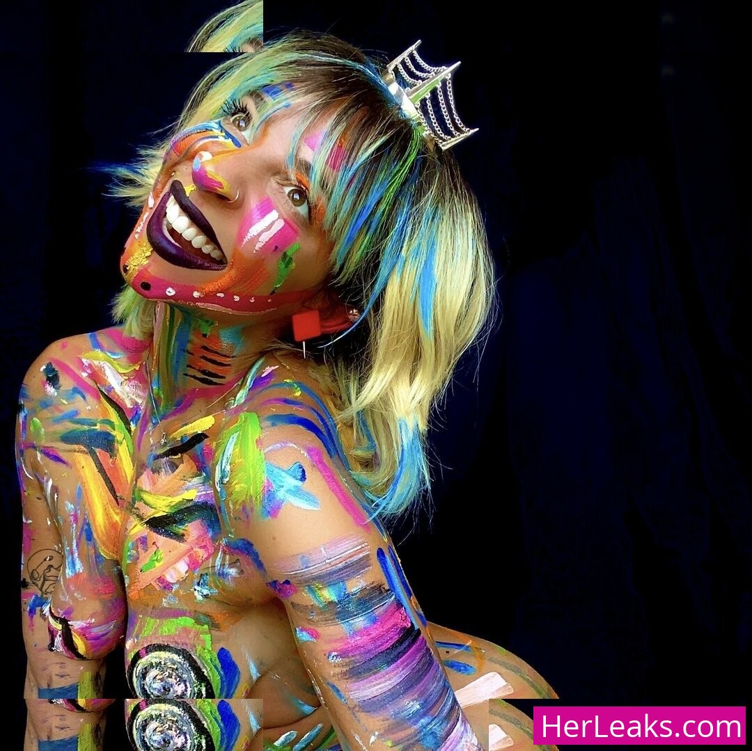 Gabbie Hanna - Image 188