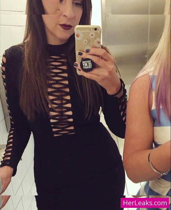 Gabbie Hanna - Image 142