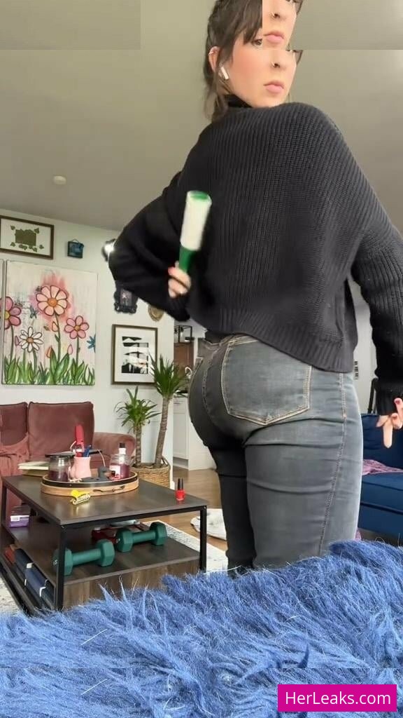 Gabbie Hanna - Image 134