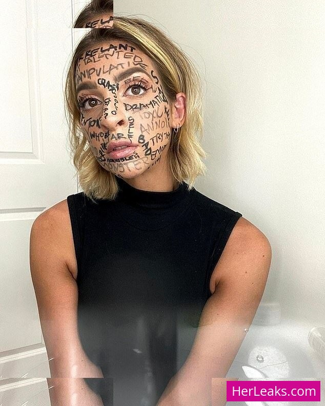 Gabbie Hanna - Image 105