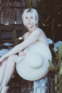Georgia Nott - Image 4