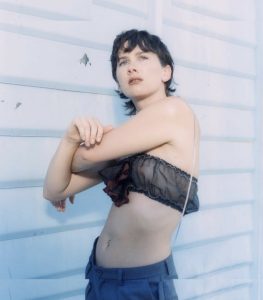 Georgia Nott - Image 2