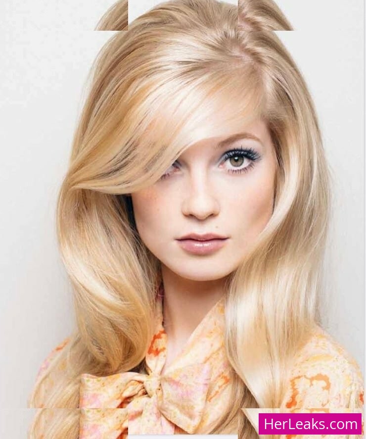 Hannah Dodd - Image 124