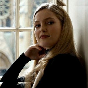 Hannah Dodd - Image 121