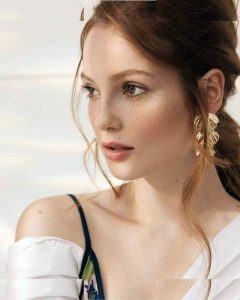 Hannah Dodd - Image 113