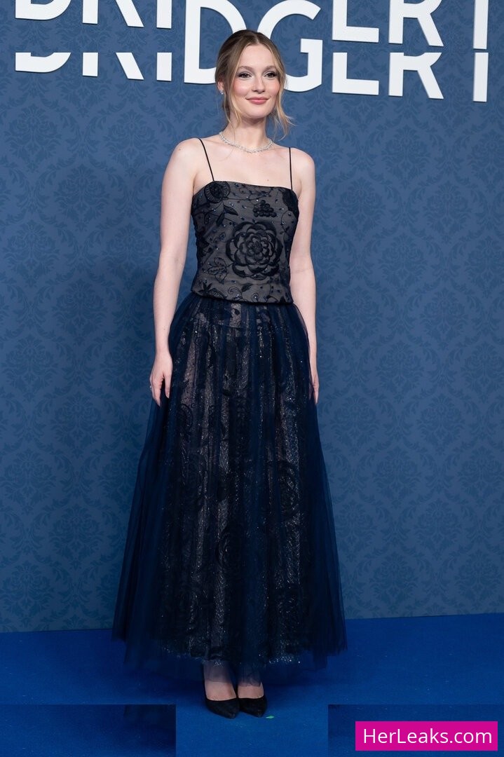 Hannah Dodd - Image 57