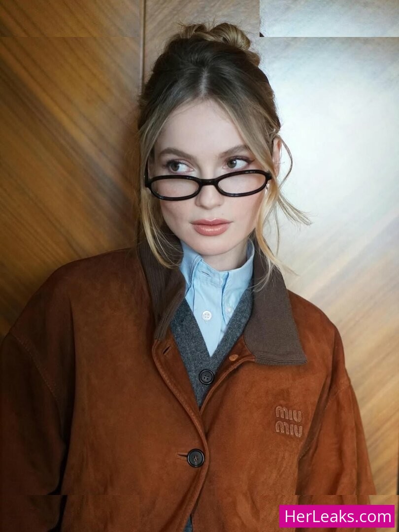 Hannah Dodd - Image 52