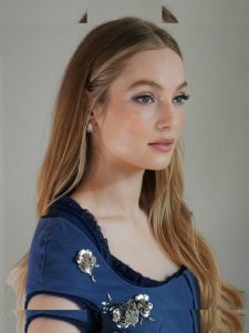 Hannah Dodd - Image 48