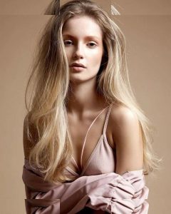 Hannah Dodd - Image 44