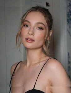 Hannah Dodd - Image 38