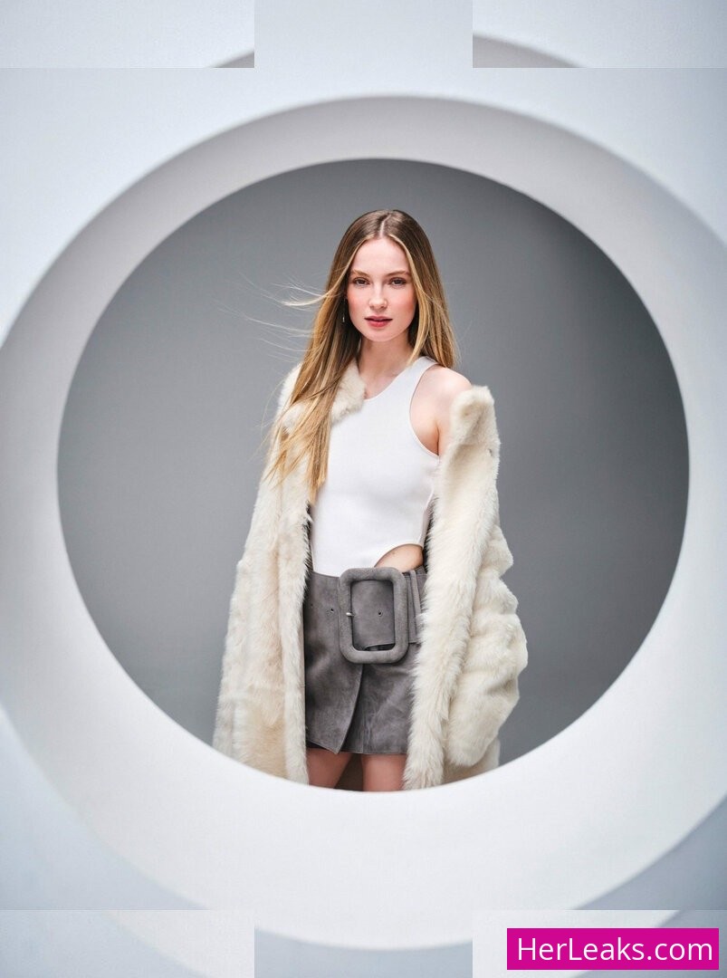 Hannah Dodd - Image 25