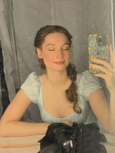Hannah Dodd - Image 19