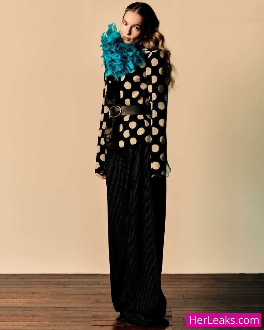 Hannah Dodd - Image 7