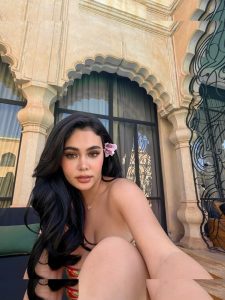 Ivana Alawi - Image 61
