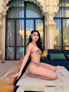 Ivana Alawi - Image 59
