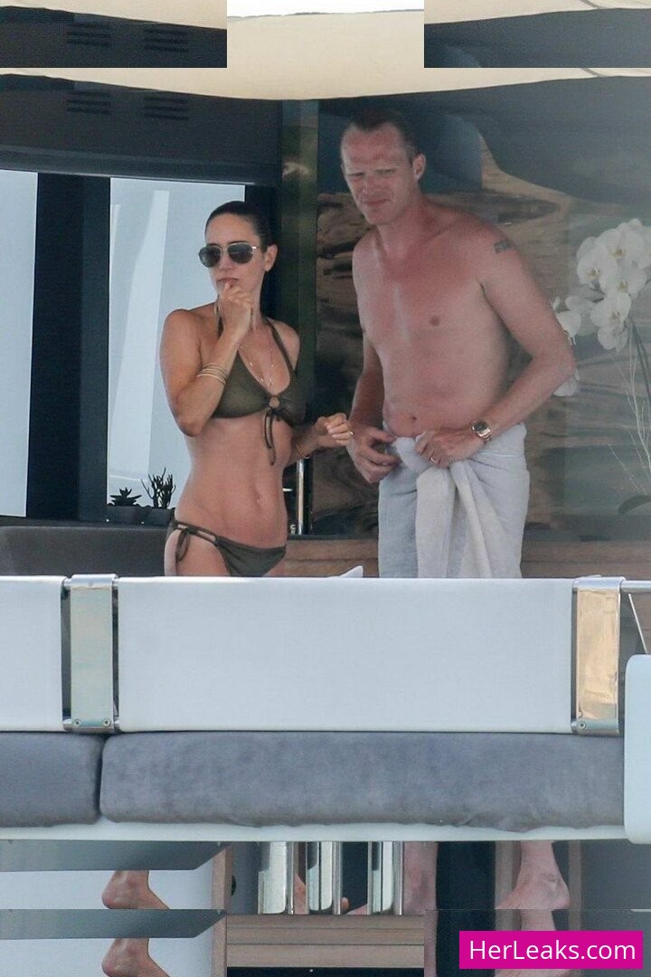Jennifer Connelly - Image 110