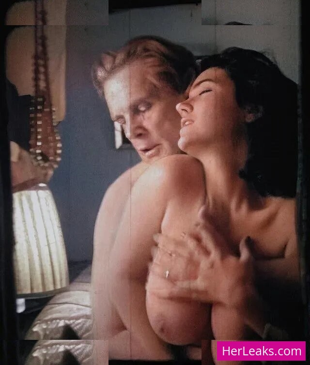 Jennifer Connelly - Image 38
