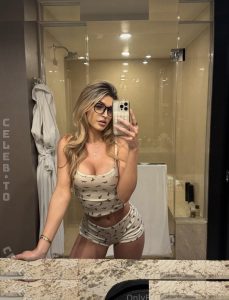 Jess Hull - Image 8