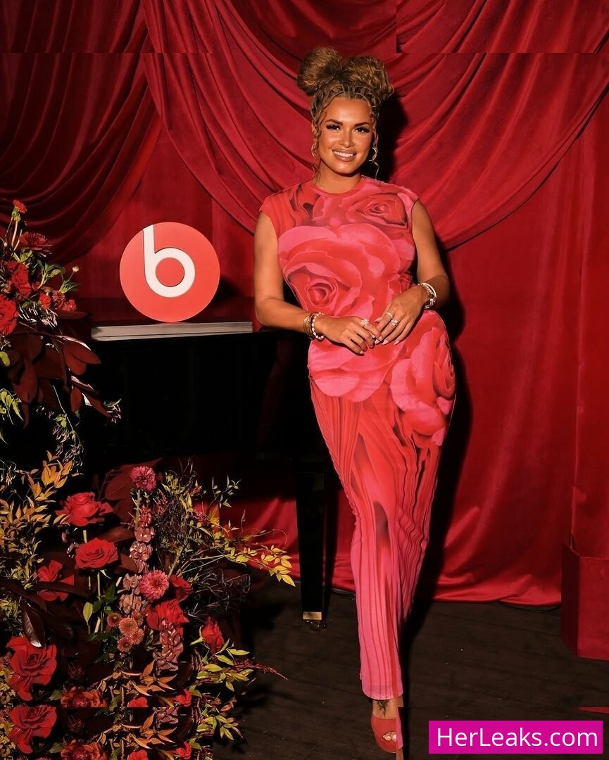 Joy Taylor - Image 116
