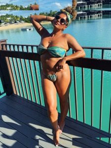Joy Taylor - Image 44