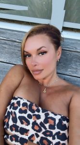 Joy Taylor - Image 18