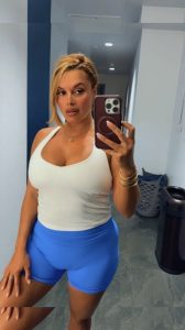 Joy Taylor - Image 12