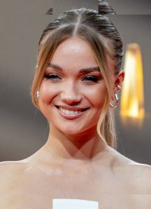 Julia Willecke - Image 30