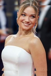 Julia Willecke - Image 29