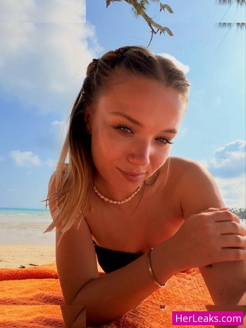 Julia Willecke - Image 20