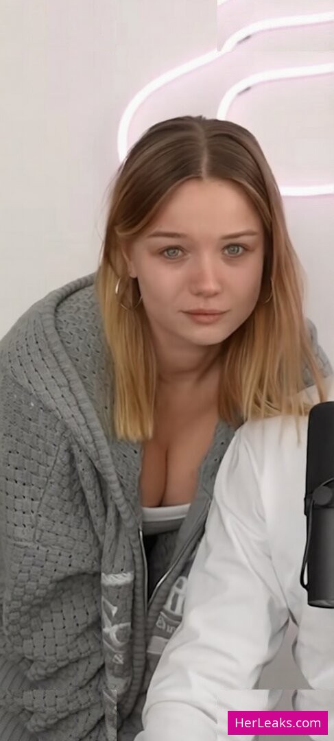 Julia Willecke - Image 8