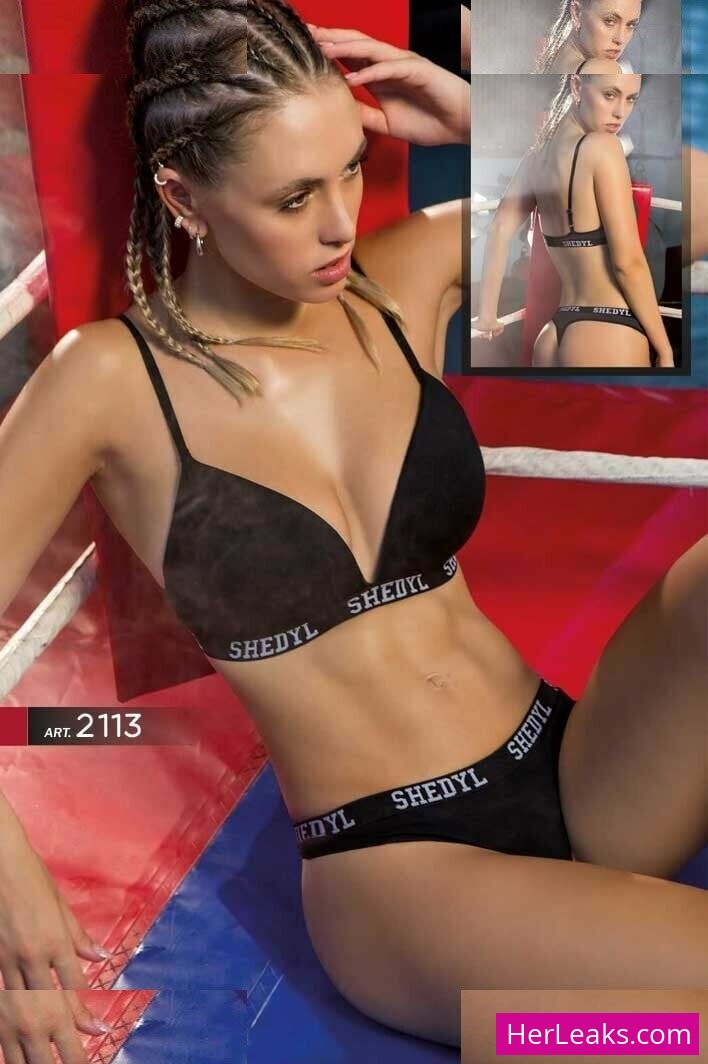 Juliana Kawka - Image 57