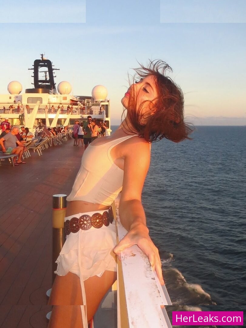 Julieta Pena - Image 4
